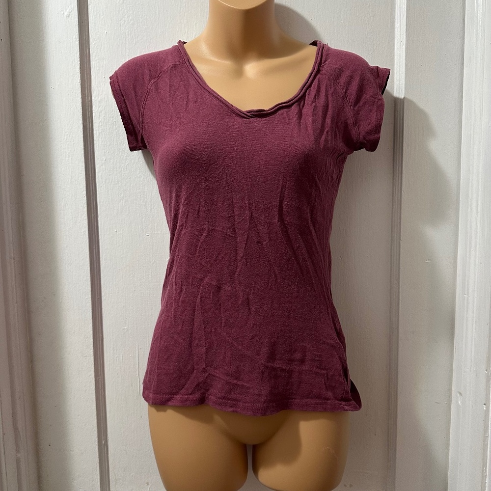 SO Burgundy Short Sleeve Top in S